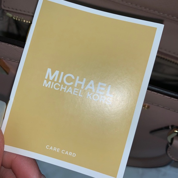 Michael Kors Purse - Picture 6 of 6